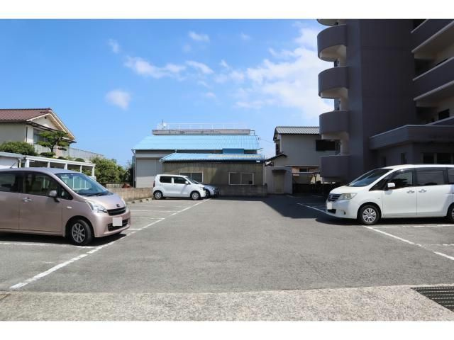 大成マンションの駐車場