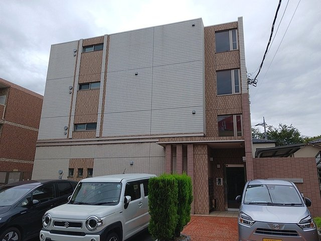 シャルムの外観|外観は落ち着いています