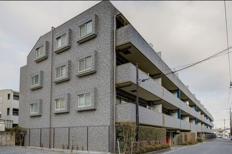 アクエス飯能栄町　中古マンション　4階の外観