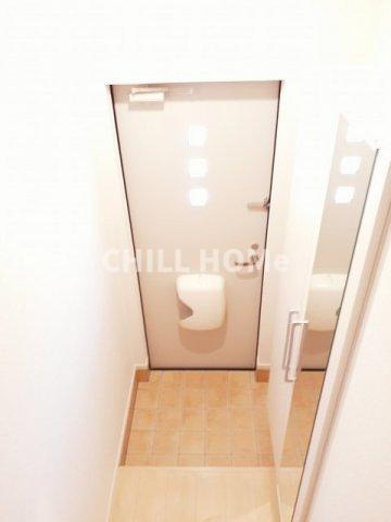 ポラリス７号館の玄関|当社、チルホームのHPもご覧ください(^^)/物件情報多数♪