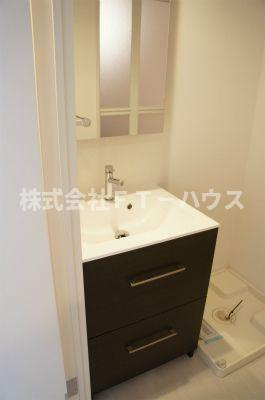 リブリ・ラヴェリテ妙典の洗面所