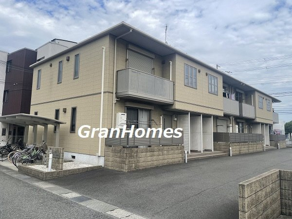 メゾン鎌倉の外観