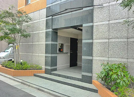 Ｃｅｒｃａ　Ｔｏｒｒｅのエントランス