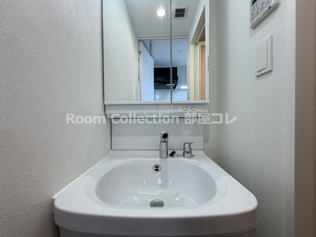 プレサンス太閤通駅前デュプルの洗面所|※同物件他部屋写真
反転、色違いの場合有
現況優先