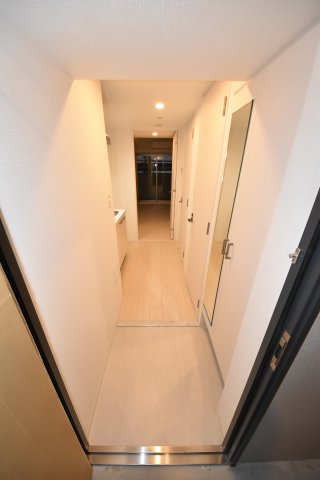 エスリード大阪ドームセルカの玄関
