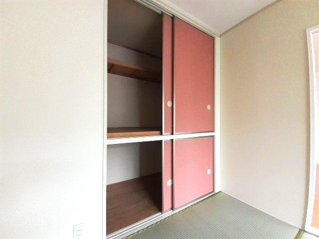 サンフォートNAKAMURAの収納|※過去の室内写真のため現況と異なる場合があります