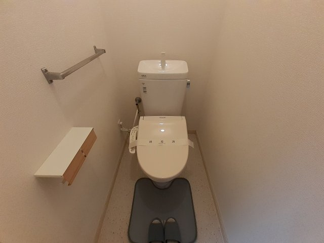 サンフォートNAKAMURAのトイレ|※過去の室内写真のため現況と異なる場合があります