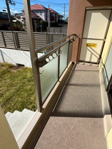 東香里野村マンション　庭付ペット可のバルコニー