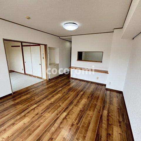 東香里野村マンション　庭付ペット可の内装