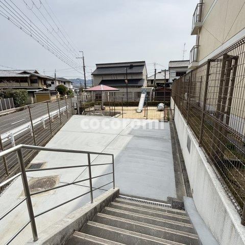 東香里野村マンション　庭付ペット可のその他