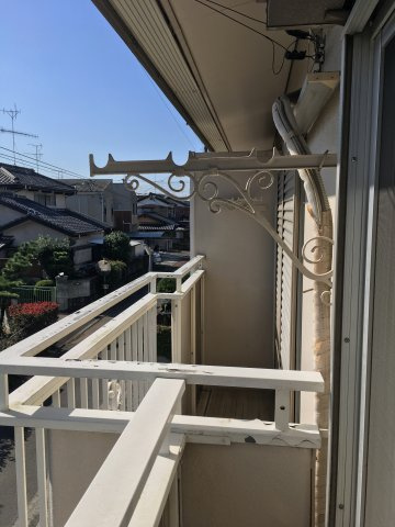 あるゾウパレス松山町Ｂ棟のバルコニー|暖かな日差しのふりそそぐバルコニー