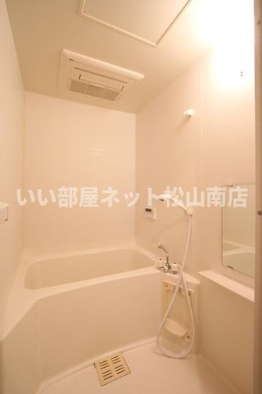 【浴室】 | ルネス余戸 