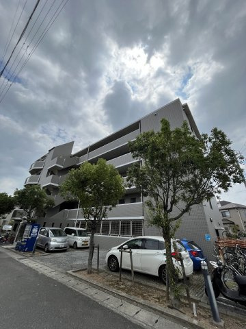 マジスト西宮の外観