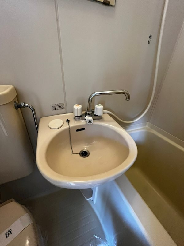 清水ビルの洗面所