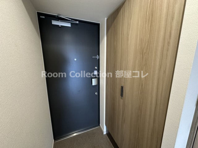 ディアレイシャス矢場町の玄関|※同物件他部屋写真
反転、色違いの場合有
現況優先