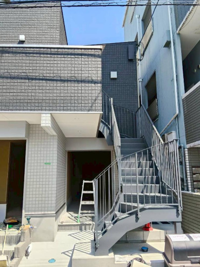 奈良市富雄北１丁目の店舗事務所の外観