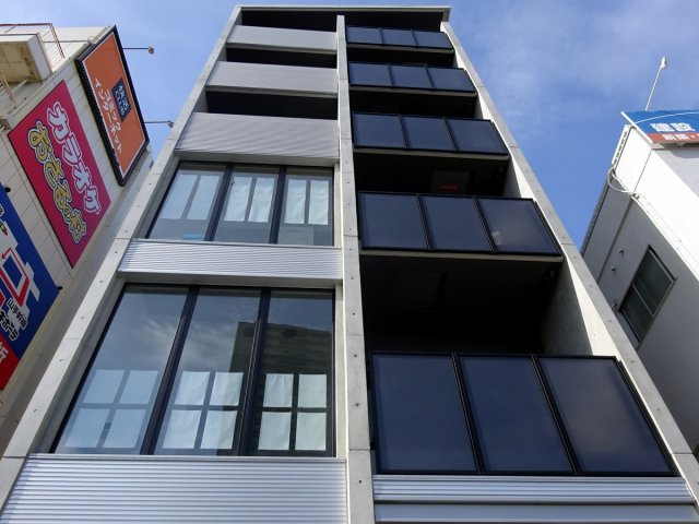 コンフォリア西宮の外観