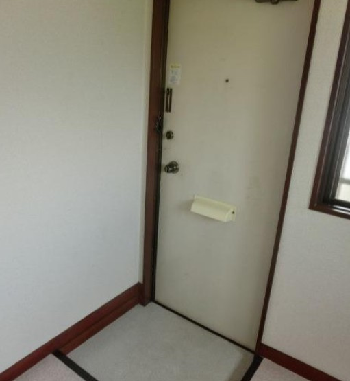 トキコーポＡ棟の玄関