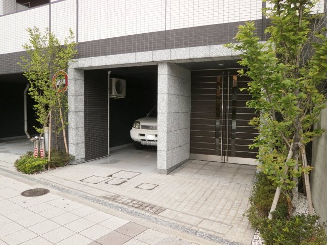 メインステージ平和島Ⅱのエントランス