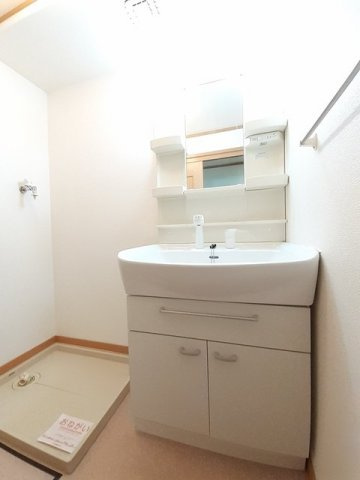 メイプレーヌ　Ａの洗面所|洗面所です