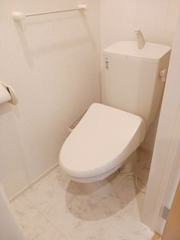 グランピアス笹木野　１のトイレ|コンパクトで使いやすいトイレです