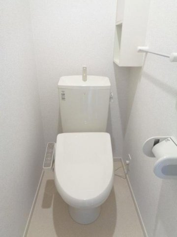 アイ・スマイル南庄町Ⅱのトイレ|ゆったりとした空間のトイレです