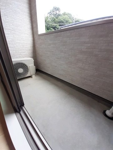 マーヴェラス　Ｆのバルコニー|外からの目が気にならないバルコニーで洗濯物が干せます