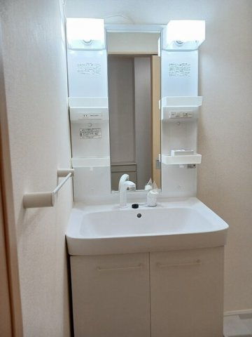 ノヴァ　ビジュアルの洗面所|忙しい朝には欠かせない洗面所です