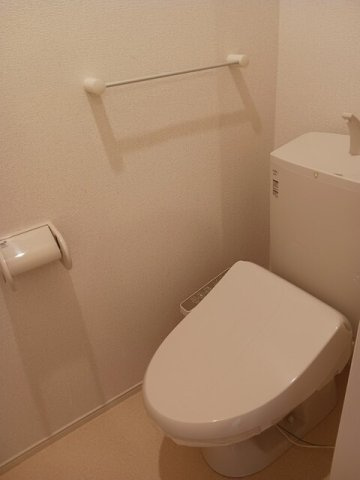 キア・オラナのトイレ|シンプルで使いやすいトイレです