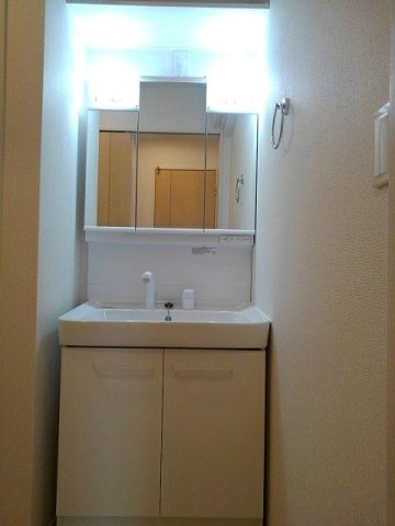 ココン　Ⅲの洗面所|忙しい朝には欠かせない洗面所です