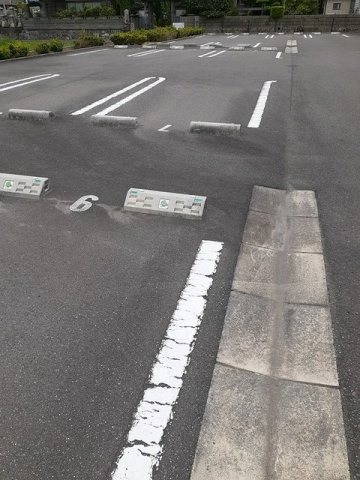 サン・メゾン　Ｃの駐車場|駐車スペースもあります