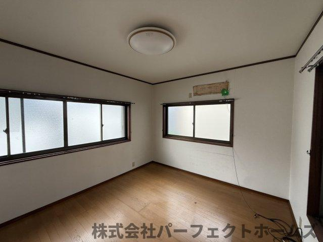 宇山町戸建の洋室|洋室です