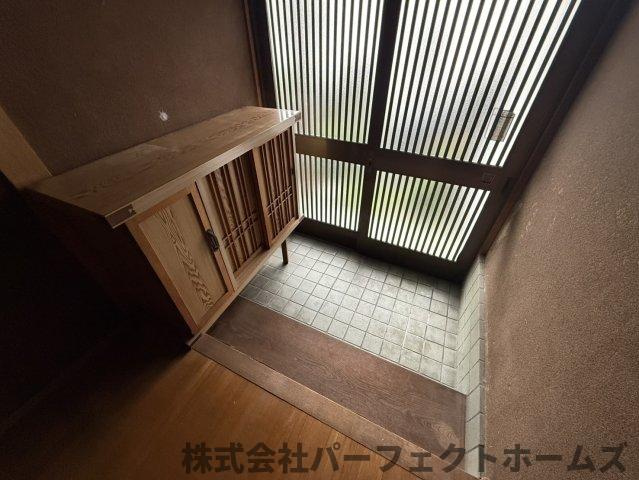 宇山町戸建の玄関|シンプルで使いやすい玄関です