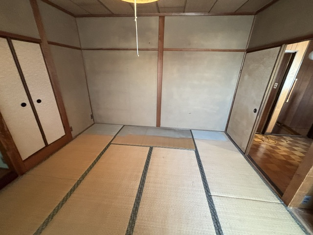 神戸市垂水区西舞子9丁目　中古戸建　地下車庫1台付！の内装|2階踊り場です