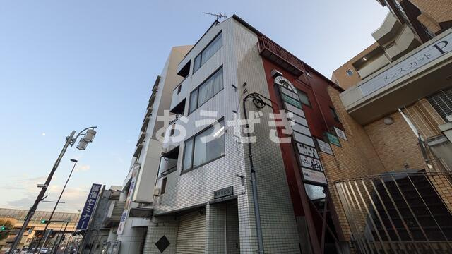 長谷川ビルの外観