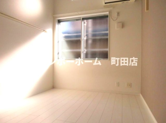 メゾンスーリール弐番館※初期費用分割あと払いサービス利用可能物件の居間・リビング