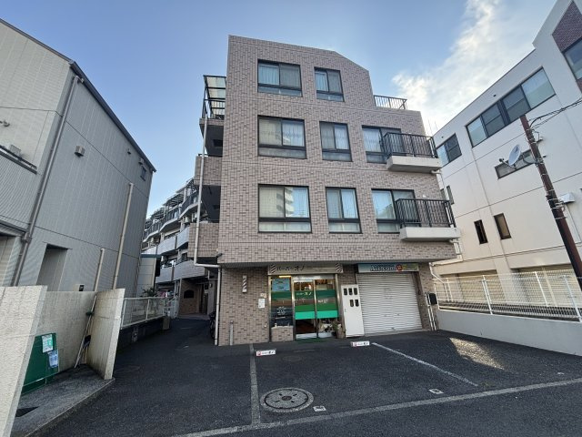 アール・ケープラザ本牧