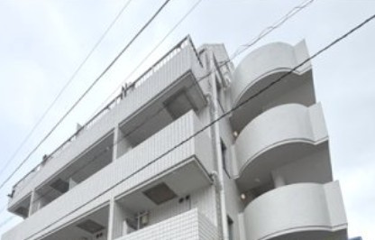 トップ横浜吉野町の外観