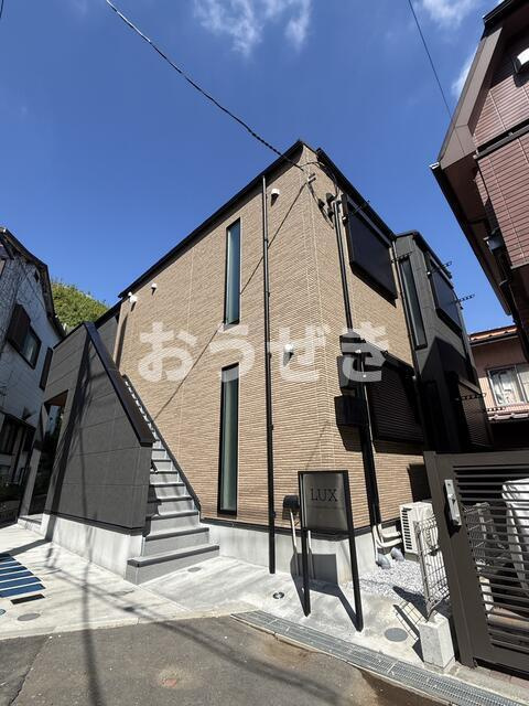 ラックスの外観