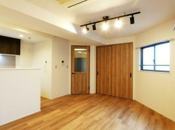 北区滝野川５丁目の賃貸マンションの居間・リビング