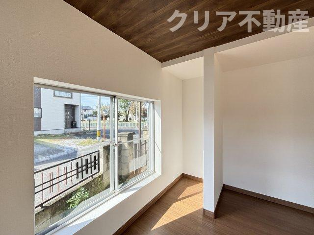 【居間・リビング】 | 水回り新品！高崎市下豊岡町中古