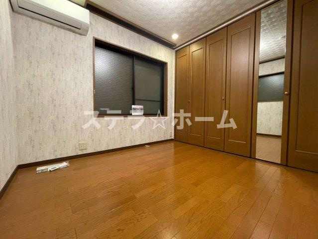 都島中通2 中古戸建の洋室|明るい洋室です
