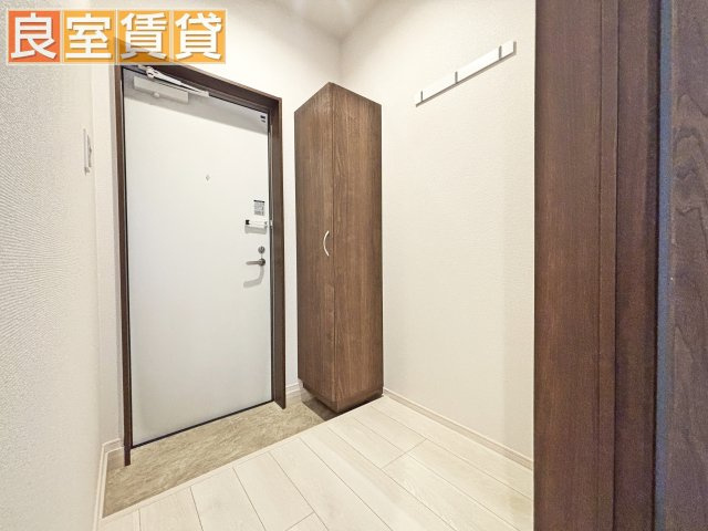 【玄関】 | REGALESTセレニティ堀田 | 同仕様画像