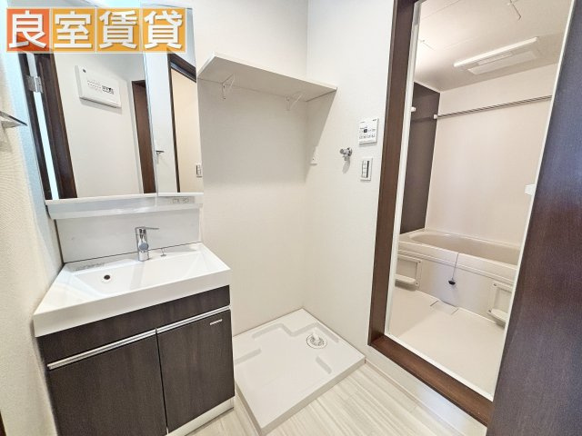 【独立洗面台】 | REGALESTセレニティ堀田 | 同仕様画像