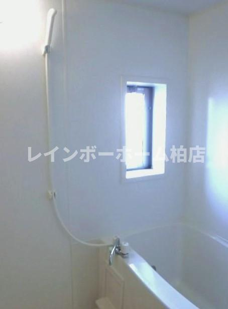 担当エリアのルームアドバイザーが直接対応いたしますの浴室|日々の疲れを癒すお風呂付です