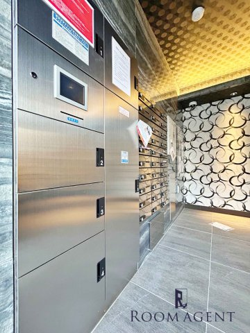 RESIDENCIA御器所のエントランス