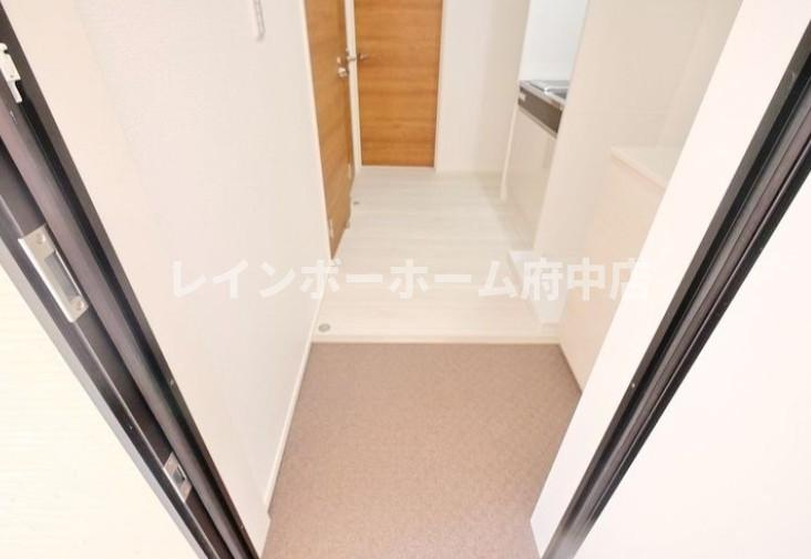 カインドネス八王子片倉A棟の玄関