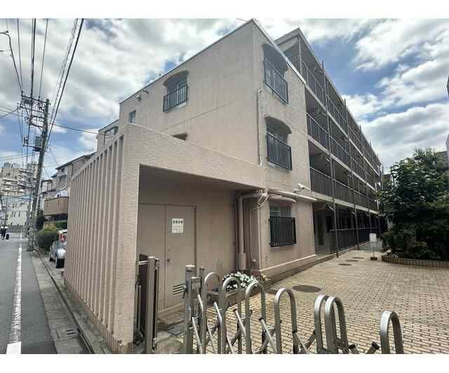 東長崎ハイツの外観