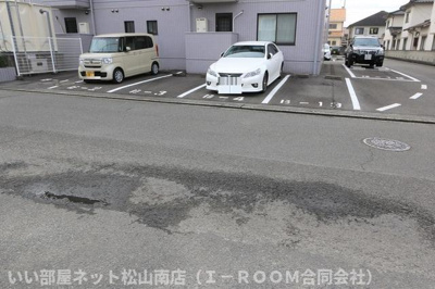 【駐車場】 | フィノ・レジデンシアＢ 