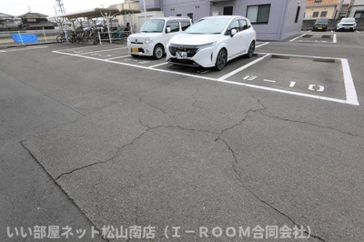 【駐車場】 | フィノ・レジデンシアＢ 